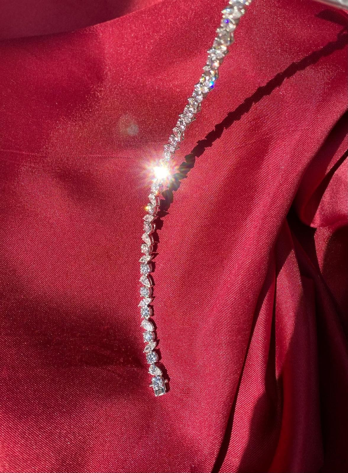 A brilliant Luméa diamond catching the light