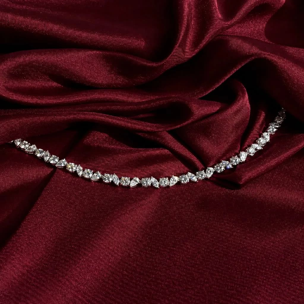 The Luméa Éternelle Tennis Bracelet